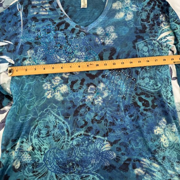 Endless Designs Women’s Blue V-Neck Tunic Top Size Small - Picture 2 of 7